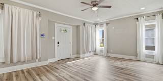 1629 West Woodlawn Avenue Gallery 4