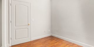 Grand 4-Bedroom San Leandro Home w/ Custom Upgrades Grand 4-Bedroom San Leandro Home w/ Custom Upgrades Gallery 46