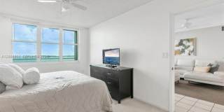 800 Claughton Island Dr cu-1204, Miami, FL 33131 Gallery 11
