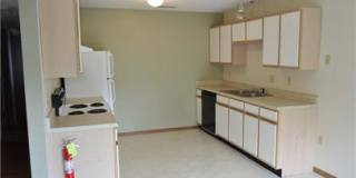 301 South Mulberry Street - D Gallery 4