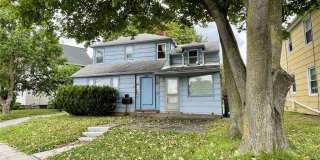 1680 Mount Hope Avenue Gallery 1