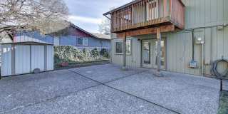 Spacious 4bd 2.5ba Home - Avail. Now! Gallery 31