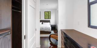 7801 Hillside Ave Gallery 37