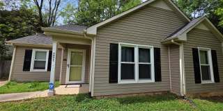 221 Auten Circle Gallery 1