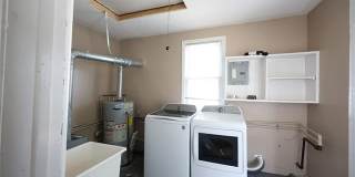 21751 ROSLYN Road Gallery 10