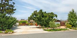 A Fully Furnished Modern Portfolio Home with a Large Backyard Oasis & 3 Comfortable Bedrooms! Gallery 29