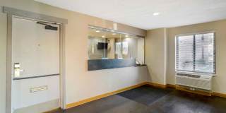Philadelphia - Airport - Bartram Ave. Gallery 11