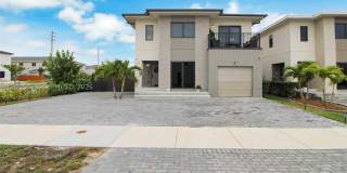 320 NW 13th Ct Gallery 1