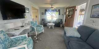 7 Williams Street Gallery 12