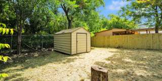 Charming 4-Bedroom Home near Downtown SA! Charming 4-Bedroom Home near Downtown SA! Gallery 20