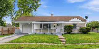 1441 W Lynn Drive Gallery 1