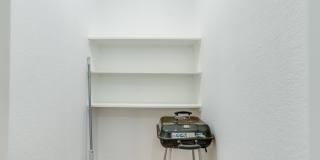 1039 Mckinley Ave Gallery 32