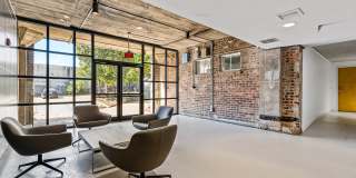 United Jewelers and Lee Hardware Apartments Gallery 38