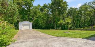 Charming Renovated Home with Spacious Yard & Detached Garage in South Nashville Gallery 23