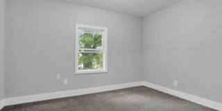 520 N Madriver St Gallery 1
