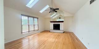 1108 Hollingswood Avenue Gallery 7