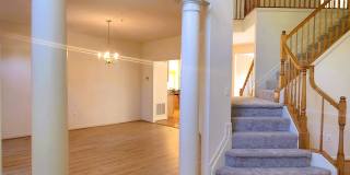 406 Clairborne St Gallery 15