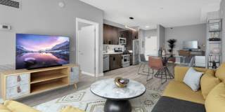 670 West Wayman St Gallery 1