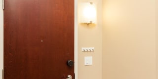 740 W Fulton St Gallery 6