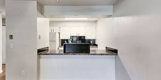 Students Welcome! Move In Special-$200 Off 1st Months Rent! Fantastic & Classy 2-Bed 2-Bath Ranch-Style 2nd Floor Condo Gallery 13