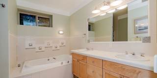 Custom Built Bainbridge Island Waterfront Home with Dock Gallery 34