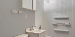 1642 N Elmer St Gallery 10