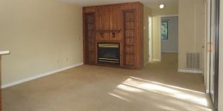 400 Summerwalk Circle Gallery 2