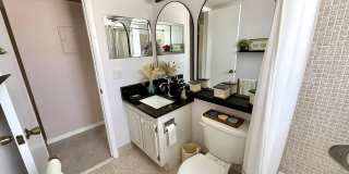 361 Tilford Q Gallery 24