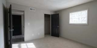 Eastside Crossing Apartments Gallery 1