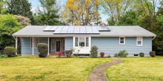 217 UNIVERSITY Boulevard Gallery 1