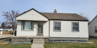 832 Hudson St Gallery 1