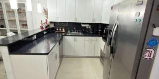 550 SW 115th Ave Gallery 1