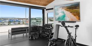 800 W Oceanfront Gallery 21