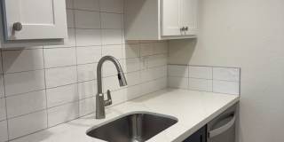 Remodeled Lake Oswego Condo | Quiet Neighborhood, Pool & A/C Gallery 8