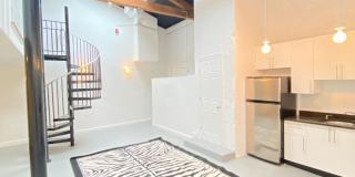 216 W RITTENHOUSE STREET Gallery 8