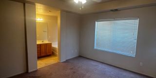 Beautiful Townhome in Gated Black Mountain Vistas (Henderson) Gallery 9