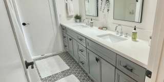 Custom Home in Country Club Estates! Gallery 11