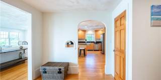 573 Wolcott Avenue Gallery 16