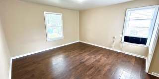 *MOVE IN SPECIAL* Pet-Friendly 2-Bedroom House with Large Fenced Backyard! Gallery 9