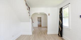 Cape Cod with huge yard-Move in Now Cape Cod with huge yard-Move in Now Gallery 5
