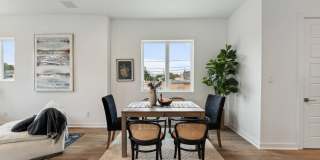 1735 W GRAMERCY PL #201 Gallery 8
