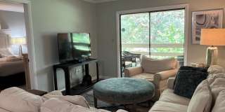Walk to the Beach! Beautifully Remodeled/Furnished Fiddler's Cove Gallery 11