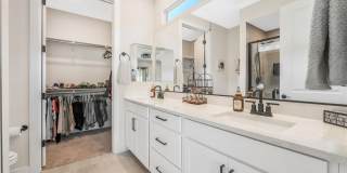 57 LAKE BLUFF Court Gallery 15