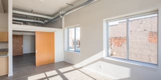 Baltimore Station Gallery 5