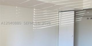 2715 Tigertail Ave Gallery 5