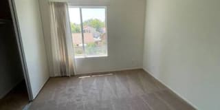 111 W Avenida de los Arboles Gallery 16