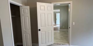 **4/2 BR Single Family home : Available Now Gallery 19