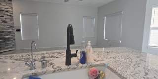 3-4 bedroom in Enchanted Hills! Gallery 15