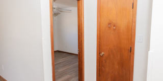 419 E Watrous Ave Gallery 10