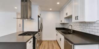 Remodeled 2 Bedroom, 2 Bath Condo with 2 Tandem Parkings Spot! Remodeled 2 Bedroom, 2 Bath Condo with 2 Tandem Parkings Spot! Gallery 1